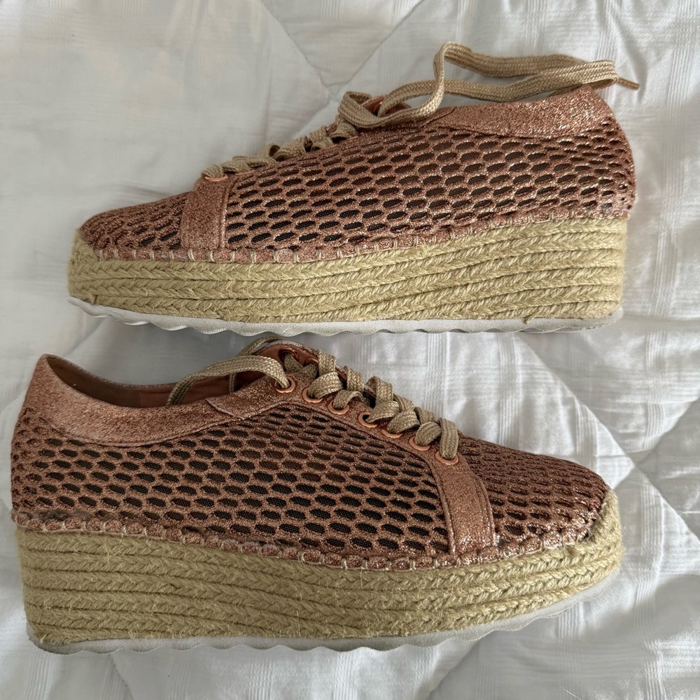 I.N.C. Women's Platform Sparkle Espadrille Sneakers. Used- Signs Of Wear. Size 7